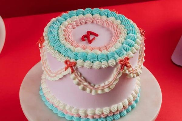 Vintage Cakes